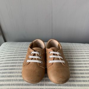 Little Love Bug - Desert Sand Oxford {Premium Leather}